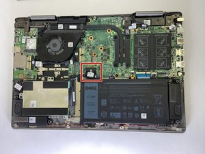 Langkah 4 — Lepaskan Kabel Baterai dan Angkat Baterai