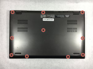 Langkah 1 — Matikan Laptop dan Buka Panel Belakang