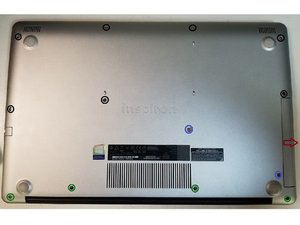 Langkah 2 — Mengeluarkan Drive Optik