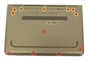 Langkah 3 — Lepaskan Sekrup Bawah Laptop