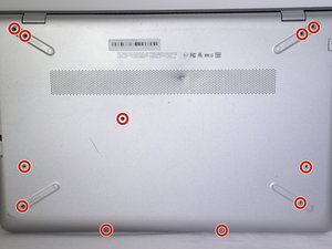 Langkah 1 — Membuka Panel Belakang Laptop
