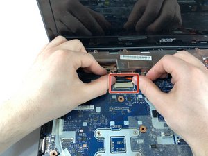 Langkah 6 — Lepaskan Screws Layar
