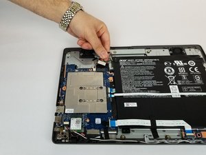 Langkah 3 — Mengganti Baterai Laptop