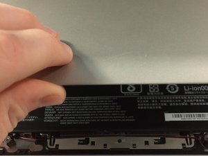 Langkah 3 — Angkat Casing dengan Benar