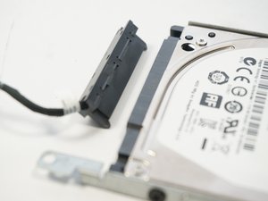 Langkah 5 — Menghubungkan Kabel Adapter