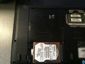 Langkah 4 — Lepaskan HDD Lama