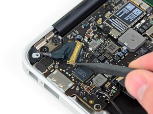 Langkah 6 — Lepaskan Kabel Antena