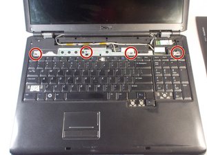Langkah 3 — Lepaskan Sekrup RAM