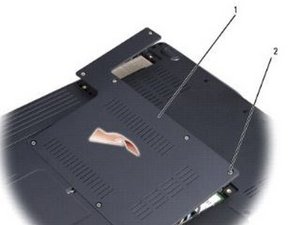 Langkah 1 — Membuka Casing Laptop
