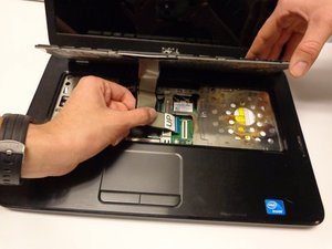 Langkah 3 — Lepaskan Sekrup Hinge dan Ganti Layar