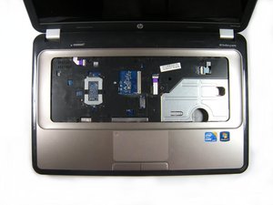 Langkah 5 — Lepaskan Kabel Speaker