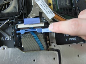 Langkah 6 — Lepas Pengungkit Kabel