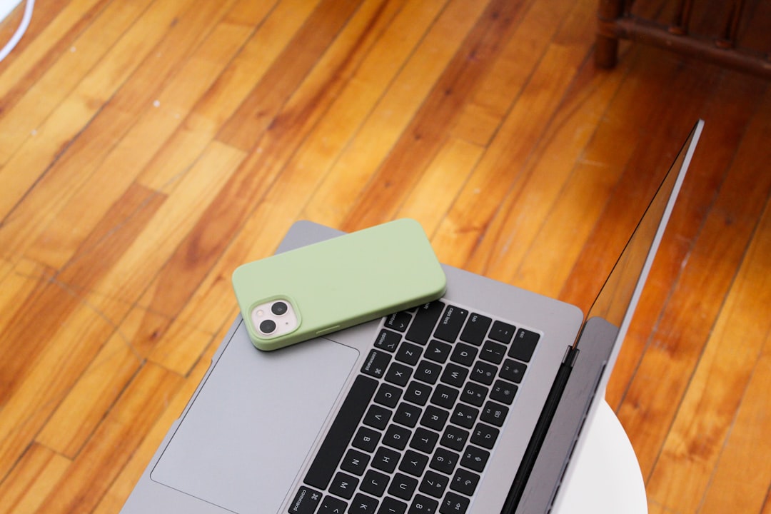 Ganti Upper Case MacBook Core Duo