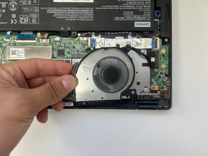 Langkah 5 — Mengganti Kipas dan Heat Sink