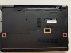 Langkah 5 — Mengeluarkan Hard Drive