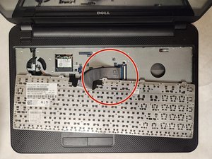 Langkah 8 — Putuskan Kabel Ribbon Utama