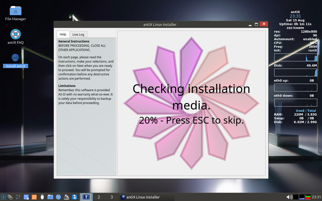 Layar pemeriksaan media instalasi antiX dengan tulisan Press ESC to skip