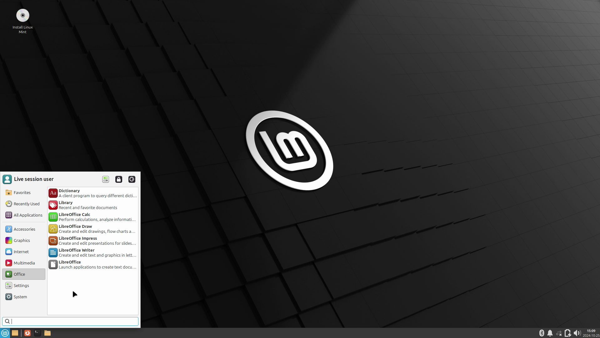 Tampilan desktop Linux Mint edisi Xfce dengan menu aplikasi terbuka