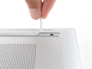 Langkah 3 — Lepaskan Panel Belakang
