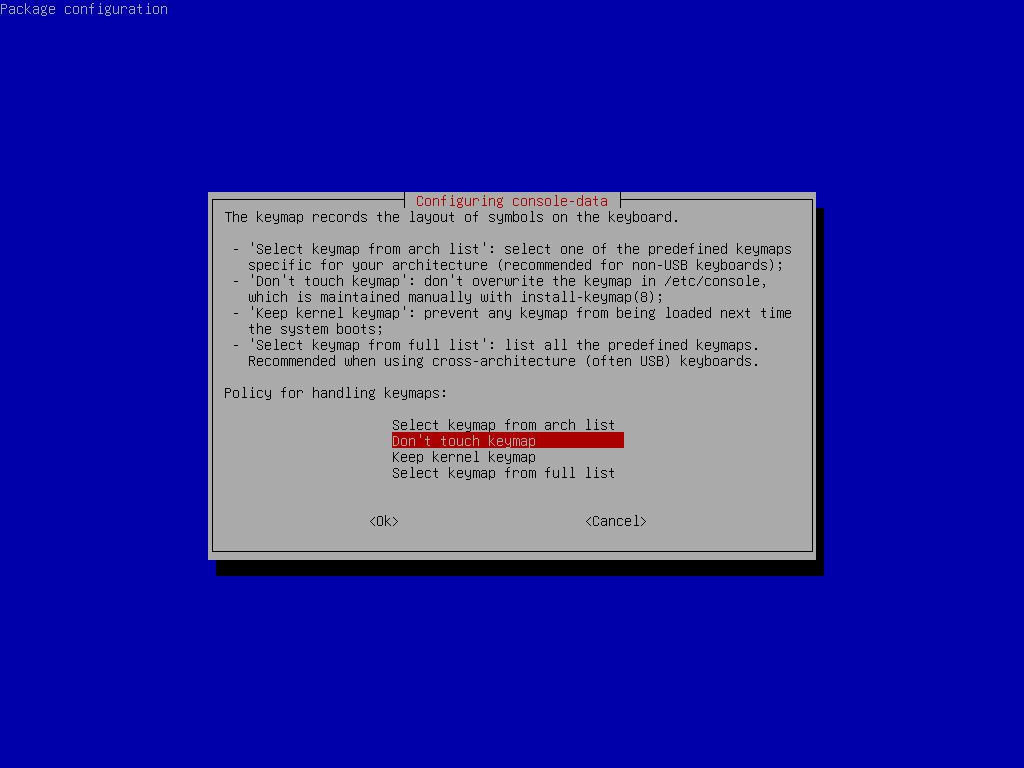 Kotak dialog biru Configuring console-data menanyakan kebijakan keymap dengan pilihan Don't touch keymap tersorot merah
