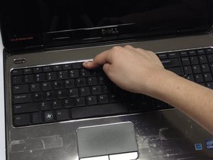 Langkah 4 — Lepaskan Pengunci Tambahan