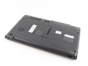 Langkah 1 — Matikan Laptop dan Cabut Power