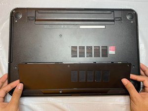 Langkah 5 — Menutup Tray RAM