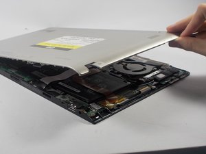 Langkah 2 — Lepaskan Kabel Power dan LED