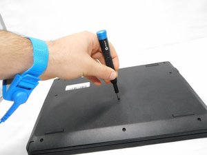 Langkah 2 — Buka Casing