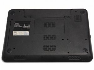 Langkah 1 — Matikan Laptop dan Lepaskan Baterai