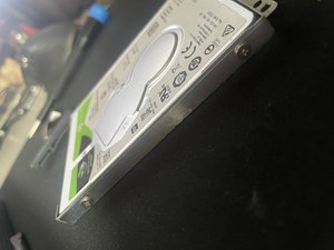 Langkah 4 — Pasang HDD ke Adapter