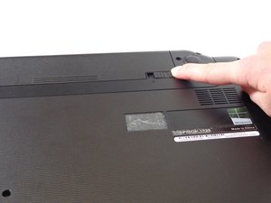 Langkah 2 — Lepaskan Kabel Layar