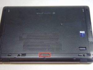 Langkah 1 — Matikan Laptop dan Lepaskan Tutup