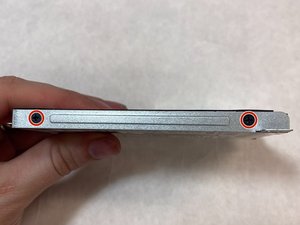 Langkah 3 — Mengeluarkan Hard Drive