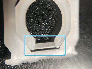 Langkah 5 — Pasang Kembali Hinge Mechanism