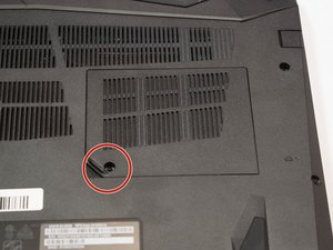 Langkah 2 — Buka Tutup Slot RAM