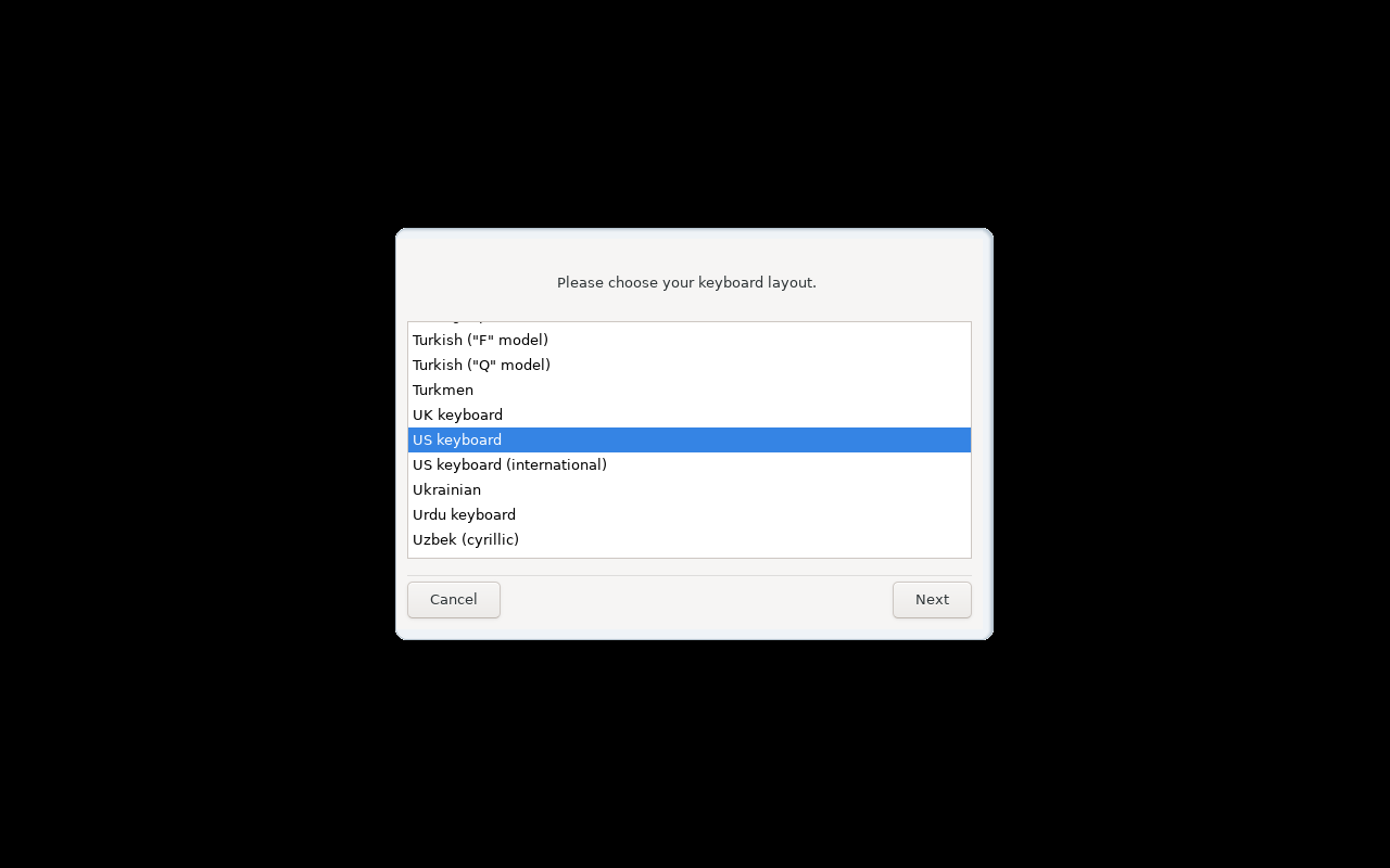 Dialog PCLinuxOS meminta memilih tata letak keyboard dengan pilihan US keyboard tersorot