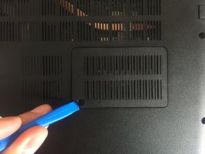 Langkah 3 — Buka Panel RAM