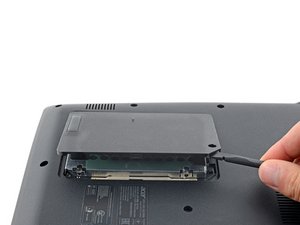 Langkah 2 — Lepas Penutup HDD