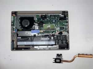 Langkah 4 — Mengganti heat sink