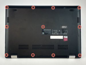Langkah 1 — Membuka Casing Laptop