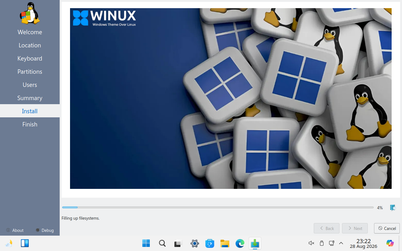 Proses instalasi Linuxfx berjalan pada 4 persen dengan keterangan Filling up filesystems