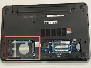 Langkah 2 — Lepaskan Tray dan Cari Lokasi Hard Drive