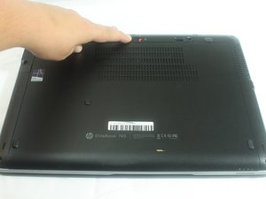 Langkah 2 — Buka Tutup Laptop