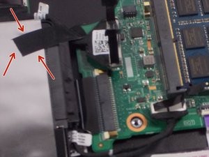 Langkah 5 — Lepaskan Tape SSD