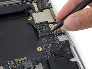 Langkah 6 — Melepas Kabel Speaker