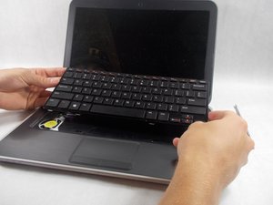 Langkah 2 — Mengeluarkan Keyboard