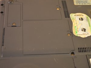 Langkah 1 — Buka Panel RAM
