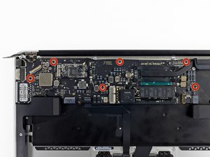Langkah 8 — Lepaskan Sekrup Penahan Mainboard