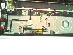 Langkah 7 — Mengakses Motherboard